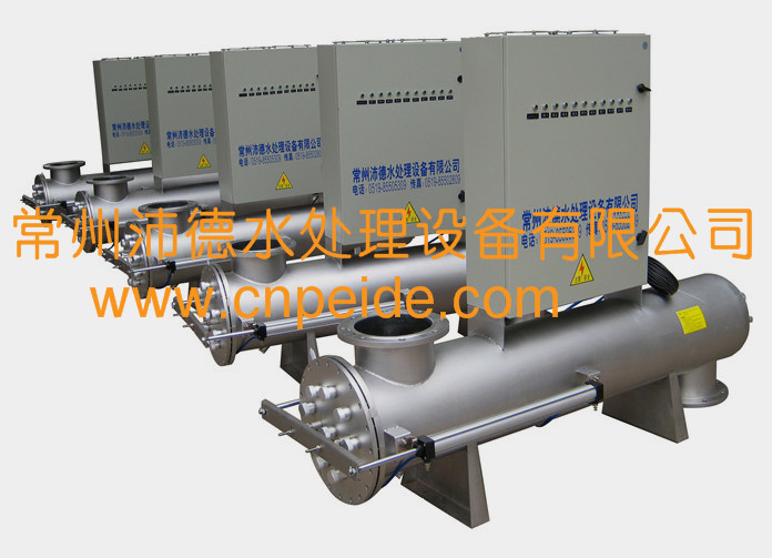 200T/H 固定支架 上置电箱 下进上出 表面亚光 气动清洗紫外线杀菌器