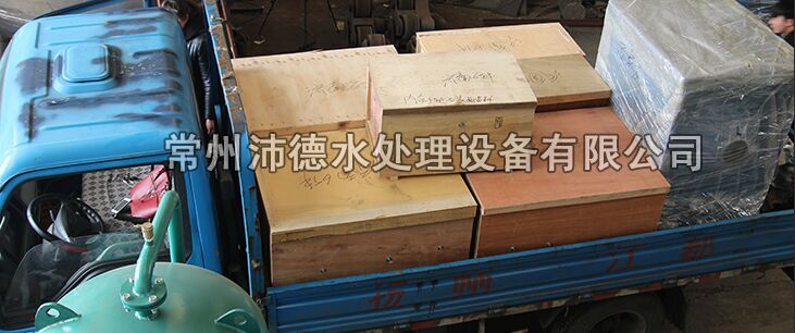 立式手摇刷式过滤器装车照
